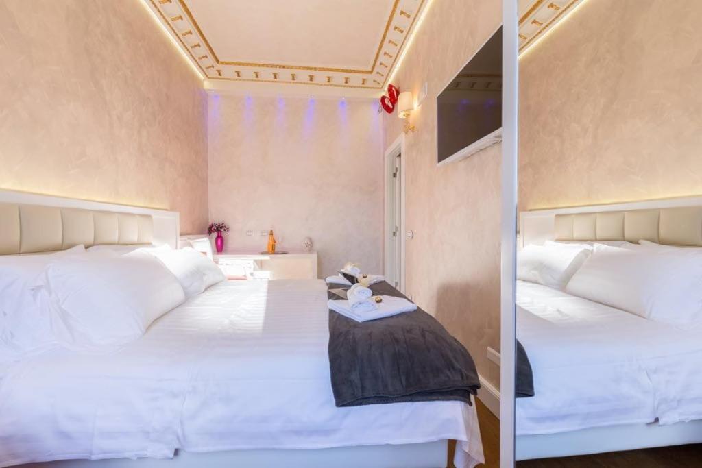 Piazza Venezia Luxury Suite Rome Bagian luar foto