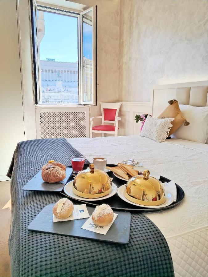 Piazza Venezia Luxury Suite Rome Bagian luar foto