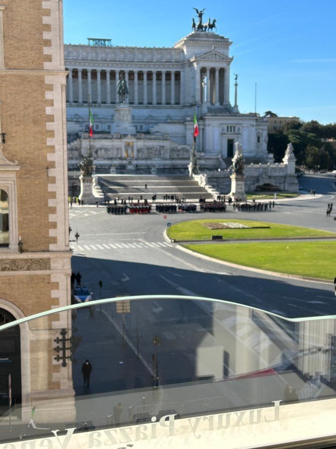 Piazza Venezia Luxury Suite Rome Bagian luar foto
