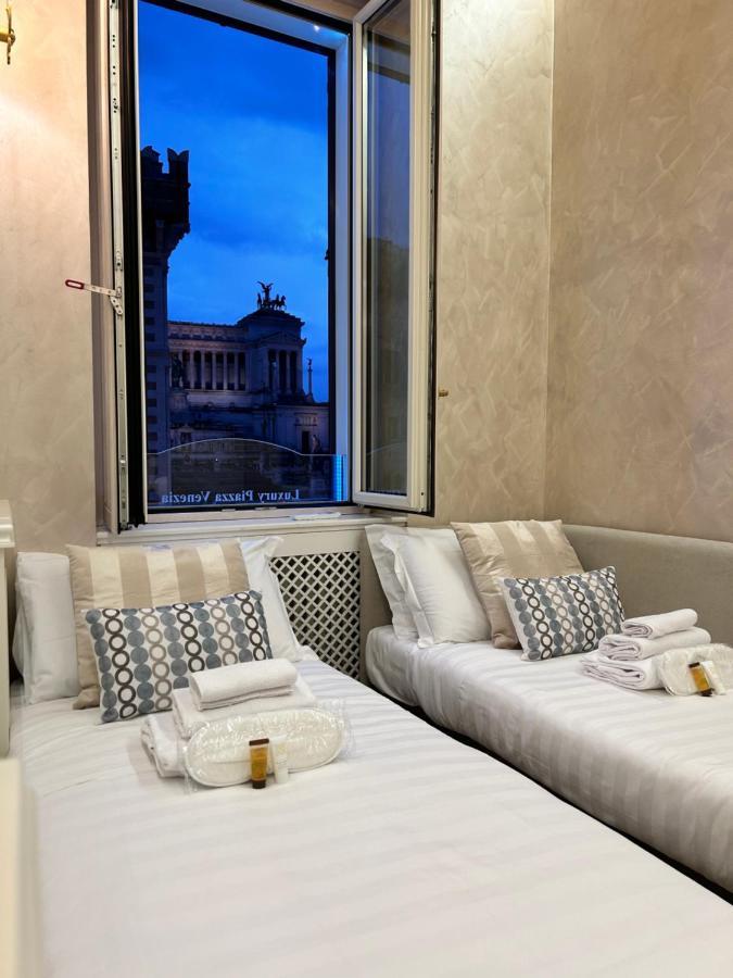 Piazza Venezia Luxury Suite Rome Bagian luar foto